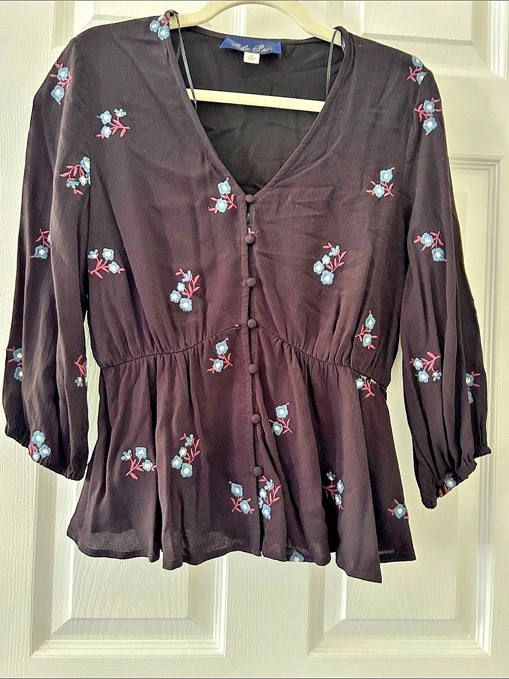 Blue Rain Floral Blouse in Black Size Small